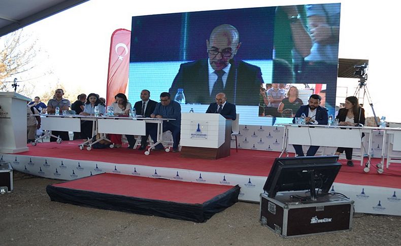 İzmir Büyükşehir Belediye Meclisi olağanüstü toplandı; Flaş kararlar