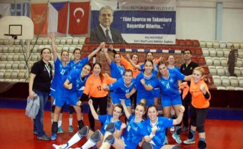 İzmir Büyükşehir Belediyespor'da milli gurur