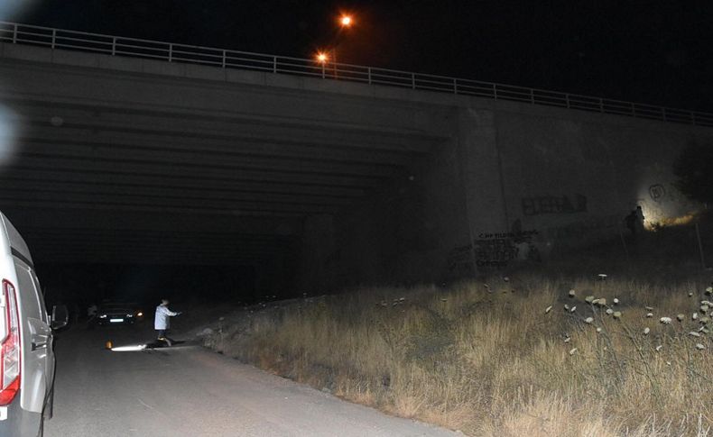 İzmir Çevreyolu'ndaki köprüden düşen adam öldü