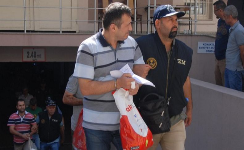İzmir'de 23 asker daha tutuklandı