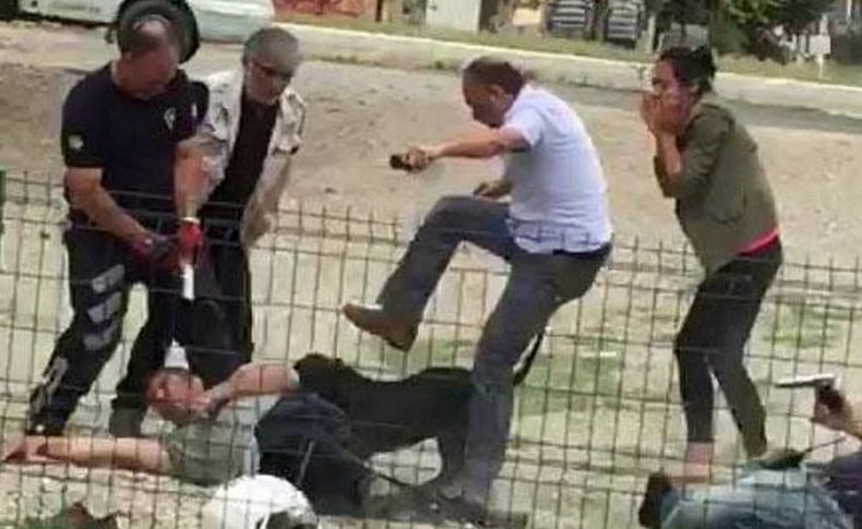 İzmir'de dehşet! Pitbull köpeğini polislere saldırttı