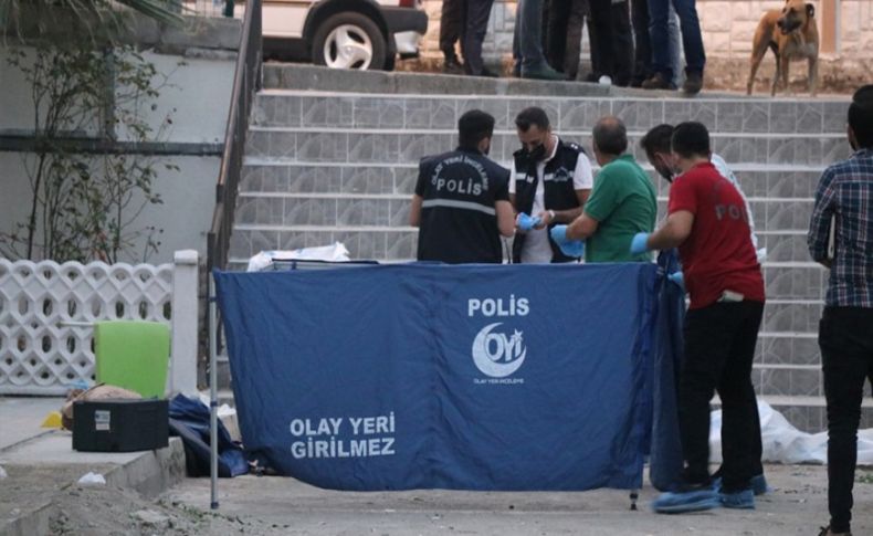 İzmir'de eşini ve 1 kişiyi öldüren astsubay intihar etti