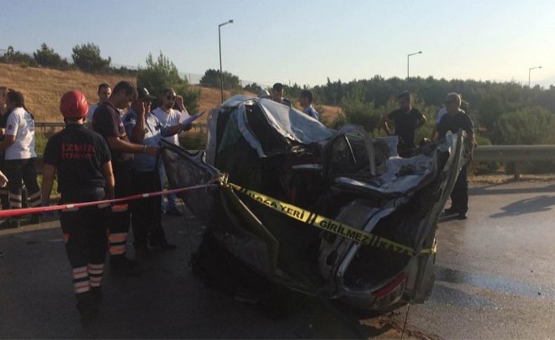 İzmir'de feci kaza: 2'si çocuk, 3 ölü