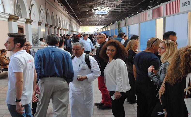 İzmir’de GastroFest şenliği yoğun ilgi gördü