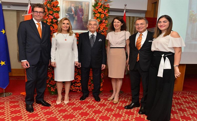 İzmir'de 'Hollanda Kral Günü' kutlaması