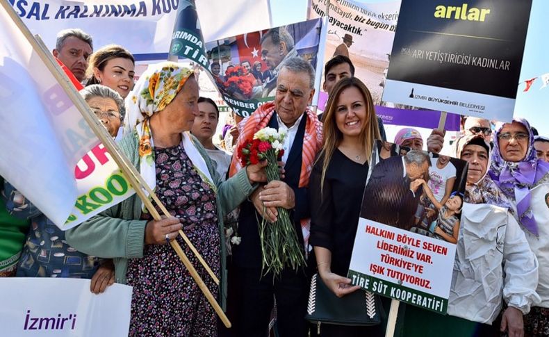 İzmir’de köylü milletin efendisi