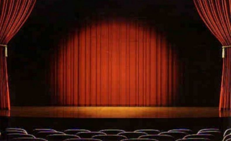 İzmir Devlet Tiyatrosu perdelerini açıyor