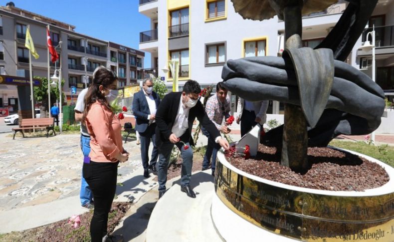 İzmir'i kahreden kaza unutulmadı... Anneler karanfillerle anıldı