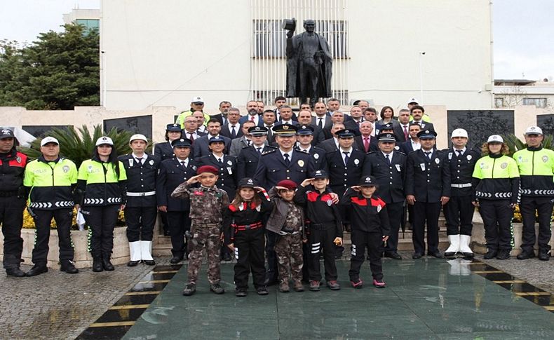 İzmir'in ilçelerinde polis haftası etkinliklerle kutlandı