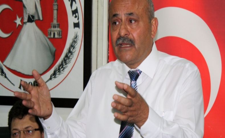 İzmir Konyalılar Vakfı Başkanlığı’na Aydoğan yeniden seçildi