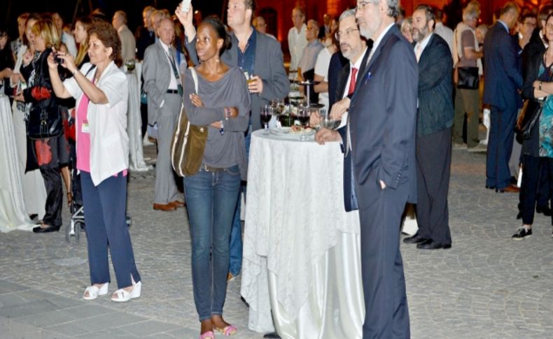 İzmir’deki Avrupa gecesinin gündemi EXPO oldu