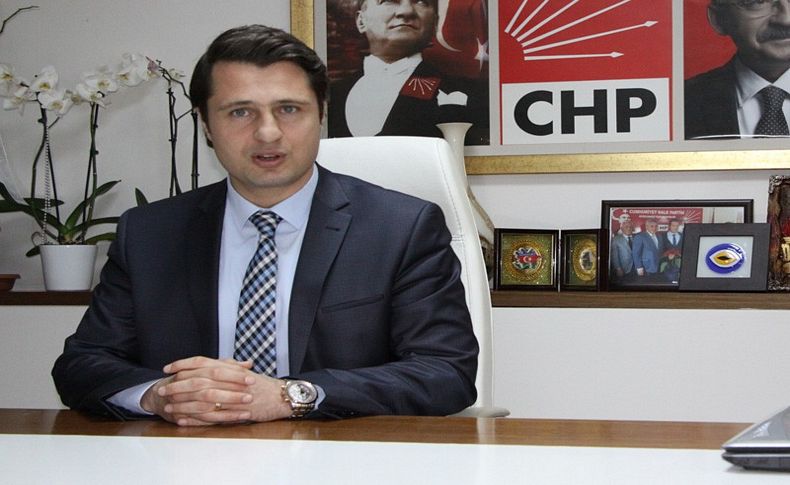 İzmirlilere 'Cumhuriyet' hediyesi