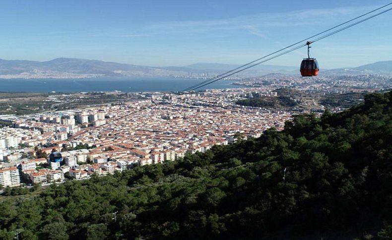 İzmirlilerin hafta sonu teleferik keyfi