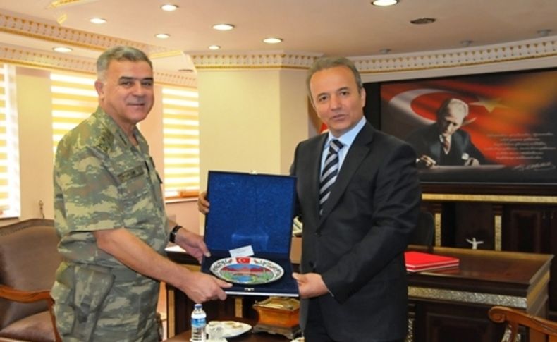 Jandarma Genel Komutanı Orgeneral Yörük'ten Tunceli Valisi'ne ziyaret