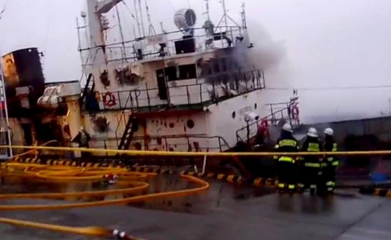 Japonya’da demirli gemide çıkan yangında 6 Rus hayatını kaybetti