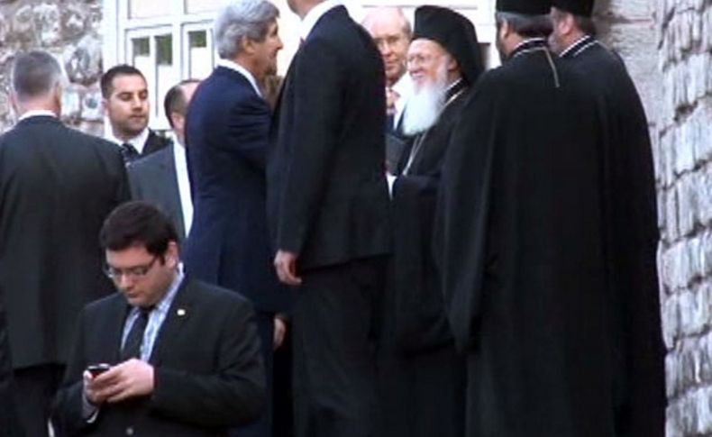 John Kerry, Fener Rum Patriği Bartholomeos'la görüştü