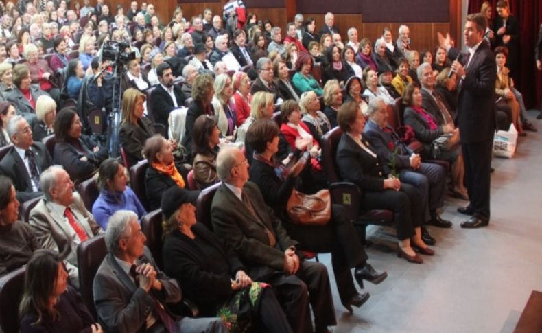 Kadınlar sesini İzmir’den duyurdu