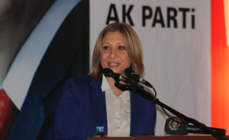 Kadınlara siyaset yapabilmek için en ideal koşulları sağlayan parti AK Parti