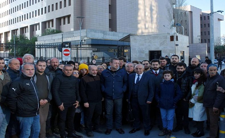 Kampüste traktör çarpmasıyla ölen Sezen'in annesi: Kızım bilim insanı olacaktı