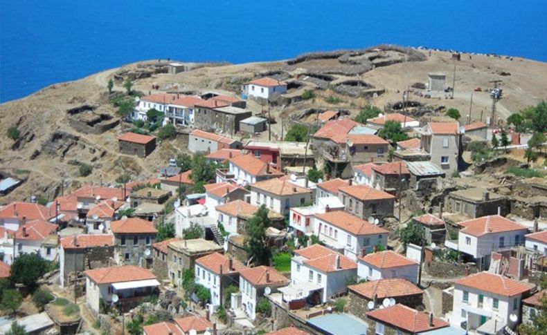 Karaburun Kadın İnsiyatifi drama sessiz kalmadı