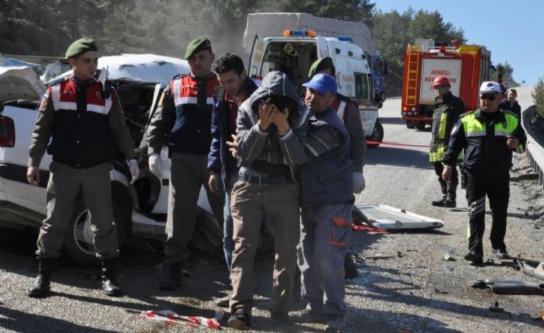 Katliam gibi kaza: 4 ölü, 1 yaralı