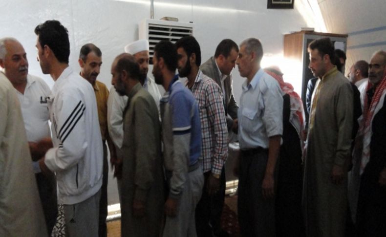 Kaymakam Bingöl, Suriyeli sığınmacıların bayram coşkusuna ortak oldu