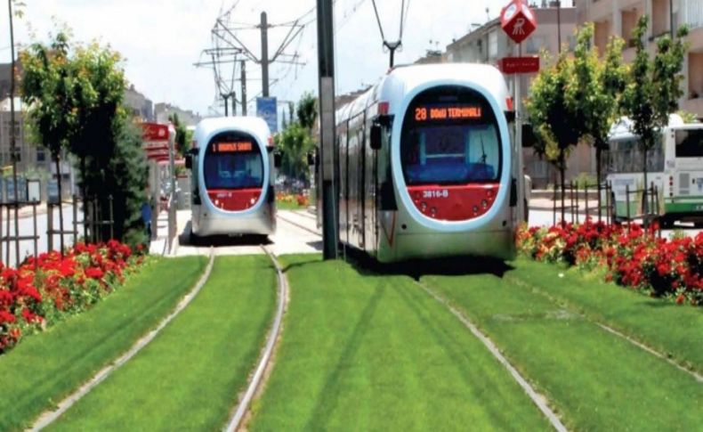 Kayseri, tramvay hattıyla 15 futbol sahasına denk yeşil alan kazandı