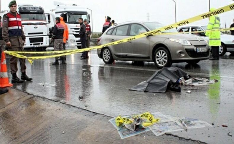 Aydın- İzmir otoyolunda zincirleme kaza: 1 ölü, 5 yaralı