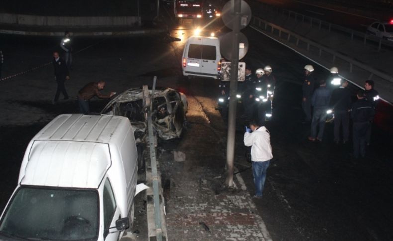 Kazadan sonra yanan araçta sıkışan sürücü feci şekilde öldü