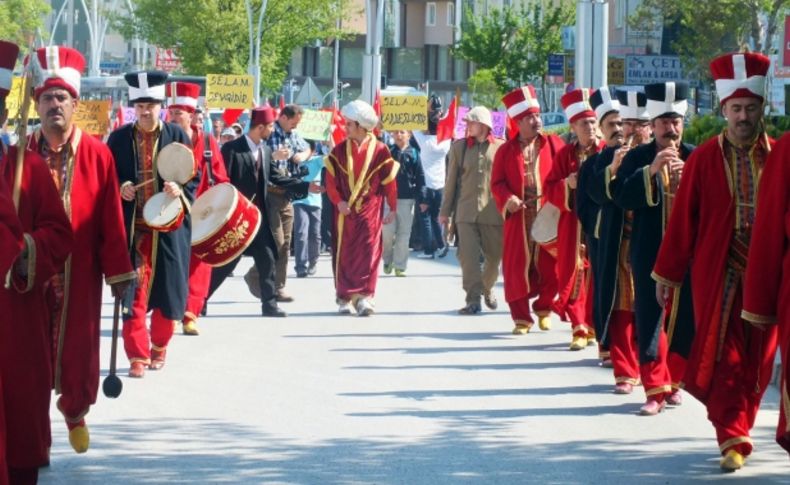 Kazan’da selamın yaygınlaştırılması için mehterli program