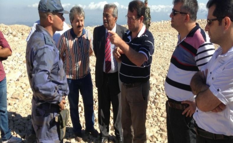 Keldağ'da kurulan askeri üsse girmek isteyen CHP'li vekillere izin verilmedi