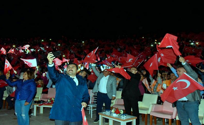 Kemalpaşa'da Cumhuriyet coşkusu