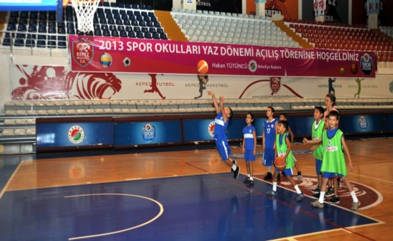 Kepez’in yaz spor kurslarında 3 bin öğrenci eğitim görüyor