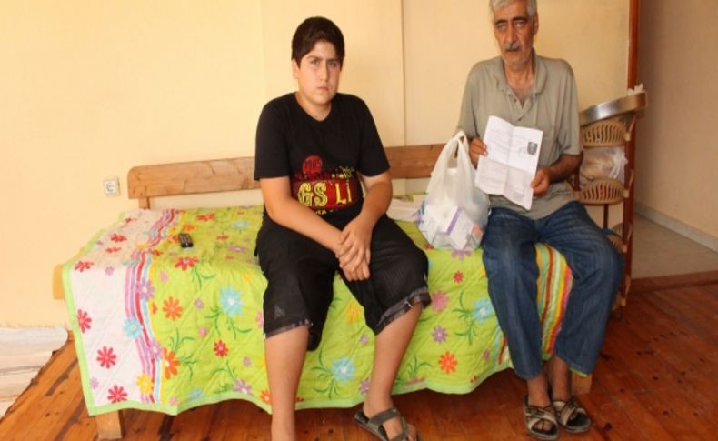 Kıbrıs'taki evlerine dönemeyen aile Türkiye'de sefalet içinde yaşıyor