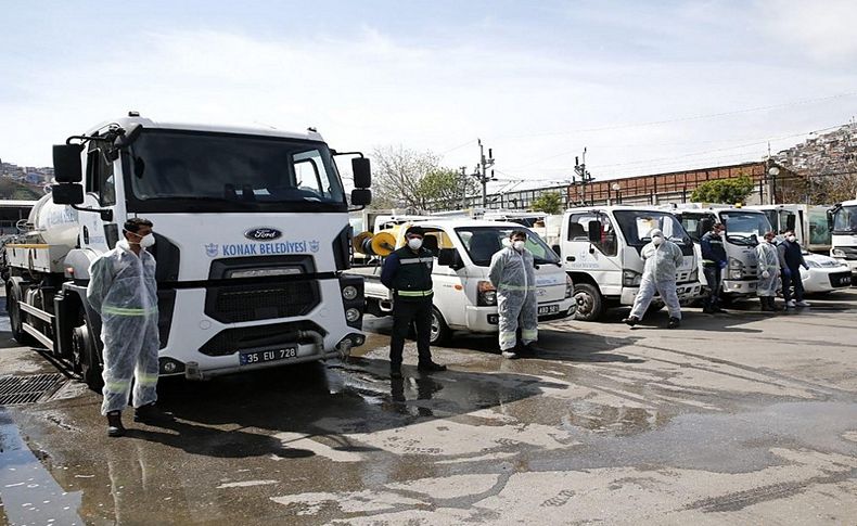 Konak Belediyesi salgınla mücadelede hız kesmiyor