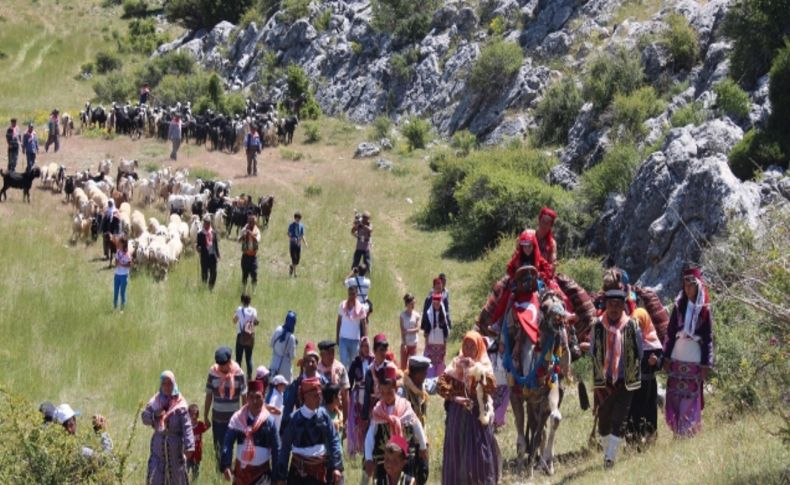 Kötekli Yörükleri, 10 asırlık göç kültürünü Anamas Yaylası'nda canlı tutuyor