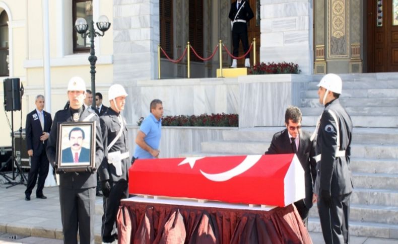 Kozakçıoğlu için valilikte tören düzenleniyor