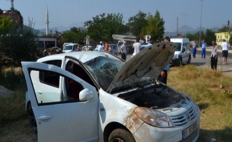 Kozan’da trafik kazası: 2 yaralı