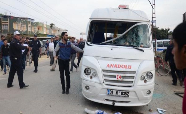 Küçük Çocuğun Ölümüne Neden Olan Şoförü Linçten Polis Kurtardi