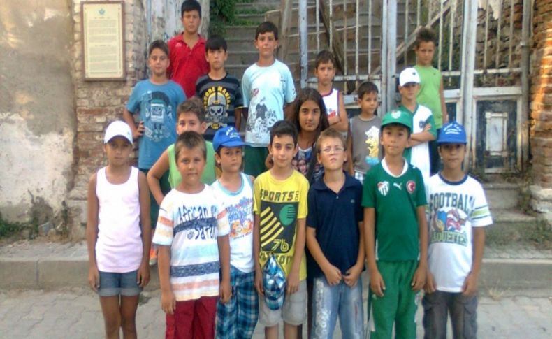 Kültür Sanat ve Turizm Derneği, köydeki çocuklar için çevre gezisi düzenledi