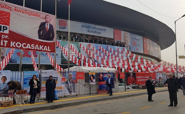 Kurultay öncesi hareketli gece; İsimler netleşti