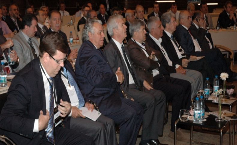 Kuyumcular altın alım satımında bankalara karşı rekabet bayrağını açtı