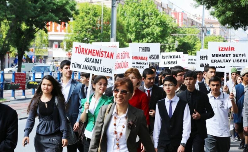 Liselerarası Tiyatro Festivali 'sahne' dedi