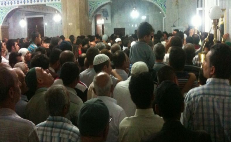 Malazgirt Camii’nde Sakal-ı Şerif izdihamı