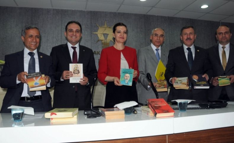 Manisa'dan Azerbaycan'a 10 bin kitap