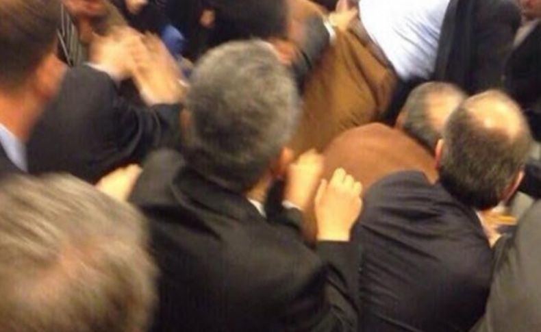 Meclis'te yine Eminağaoğlu kargaşası