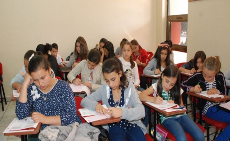 Melikgazi Belediyesi çocuk meclisinin tüm dersler kursuna yoğun ilgil