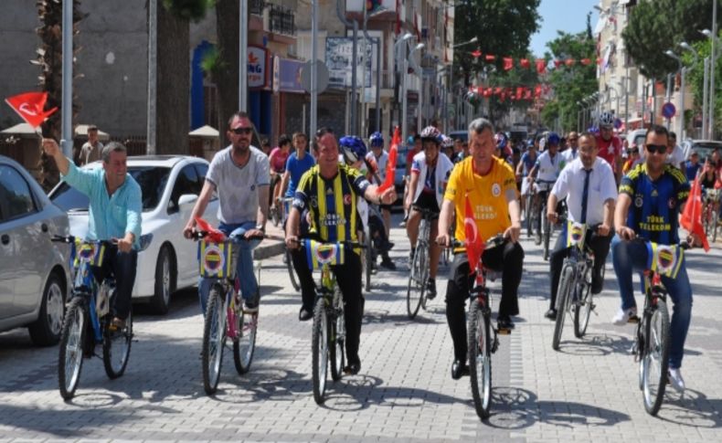 Menemen'de 19 Mayıs'ta pedal çevirdiler