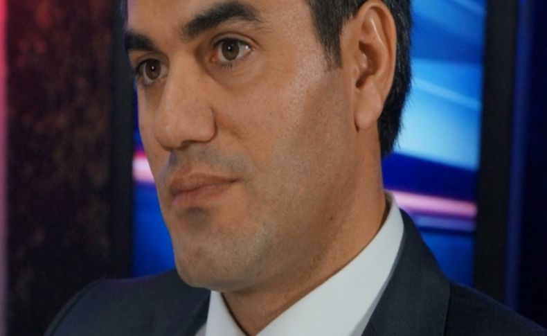 Merdiven altı üretim siyah boya, beyaz saçı sarı yaptı