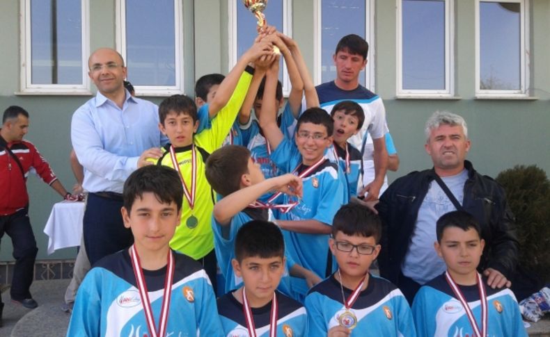 Merzifon Ahi Koleji, sporda da büyük başarıya imza atıyor